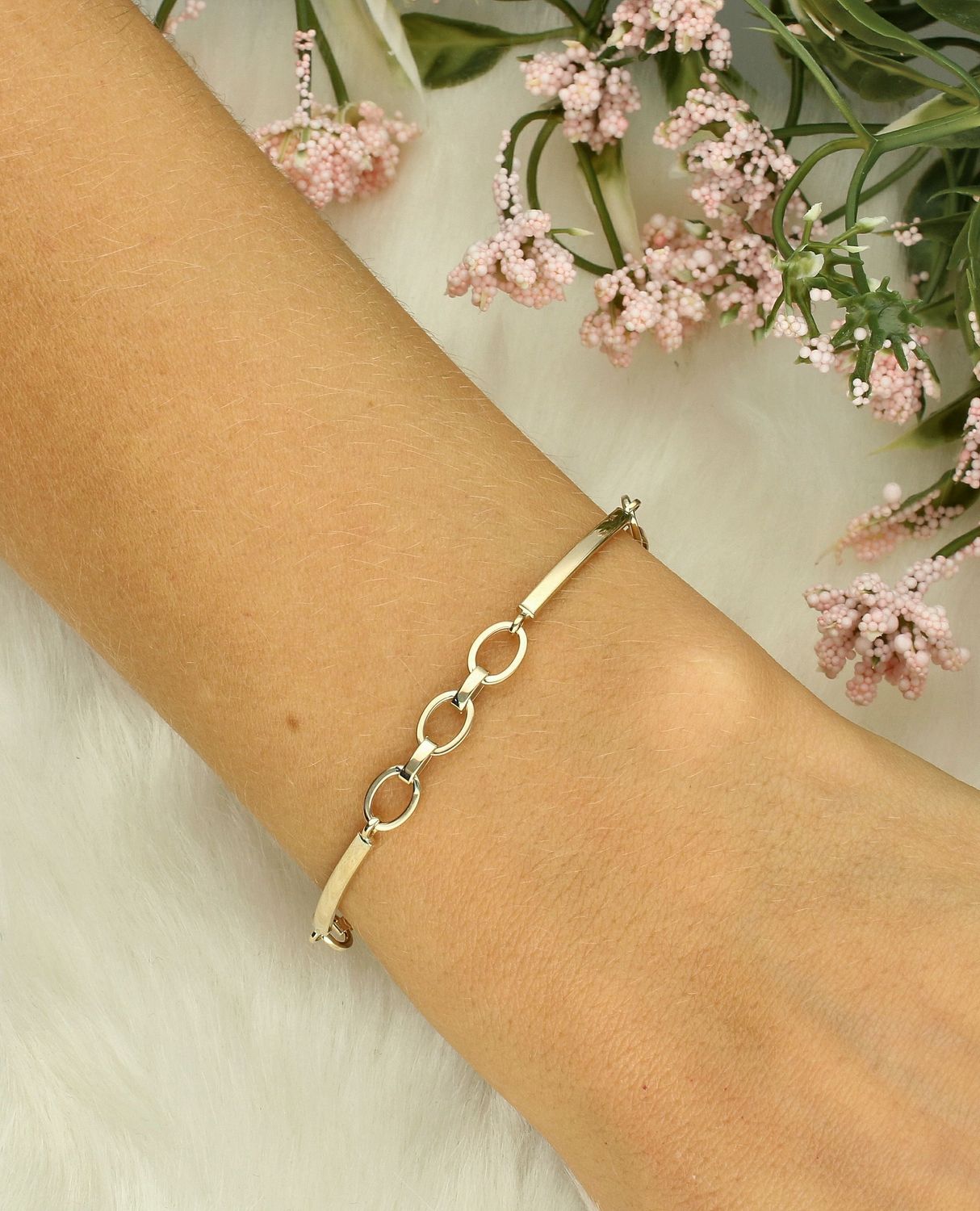 Bransoletka złota kółeczka próba 375, BR 5271 375 Złota bransoletka wykonana z 9 karatowego żółtego złota. Bransoletka to idealny pomysł na prezent. 2.jpg